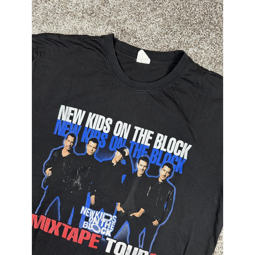 New Kids On The Block‎ Shirt Mens M Black Mixtape Tour 2019 Band Tee Concert 90s
